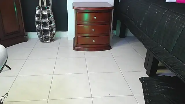 sheryl_jones - Sheryl_jones's free webcam - UK Sex Cams