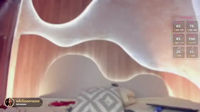 AdelineEvanss webcam