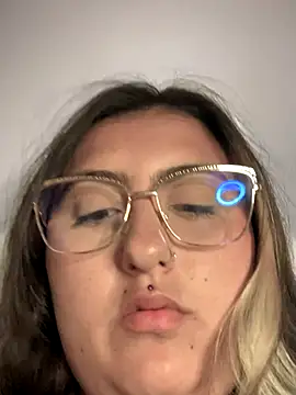 karobaby_ (F teen) - MASTURBATION WITH FINGER + BOOBS 3MIN 🔥