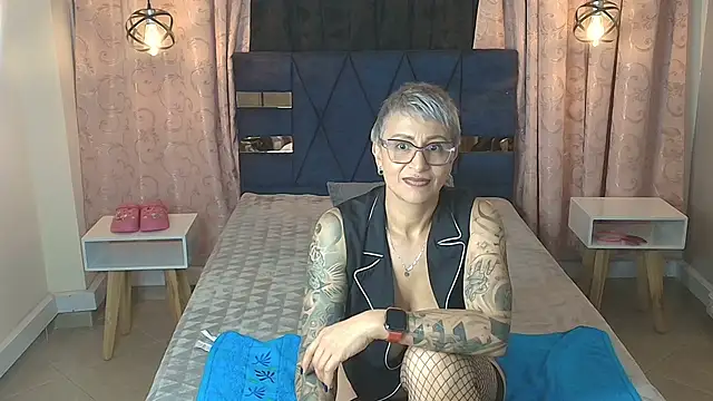 Charlotte__Gray webcam