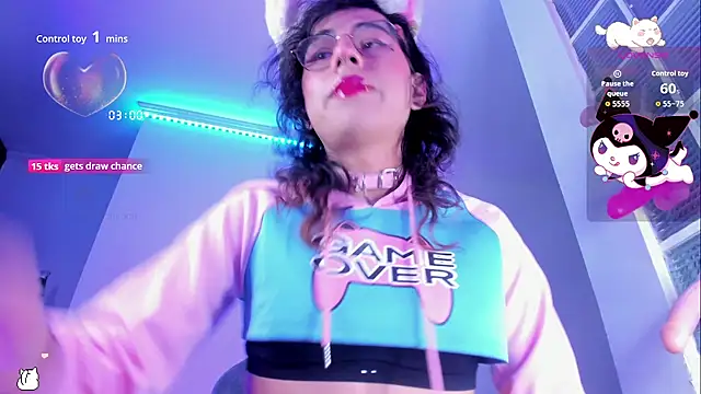 Sweet-SharoKitty webcam