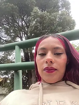 Emilyy-18 webcam stripchat model stream image