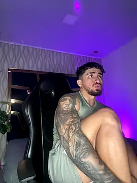 brad_summer (M young) - I HAVE FULL MY BALLS OF MILK ¡¡¡¡CUMM!!!