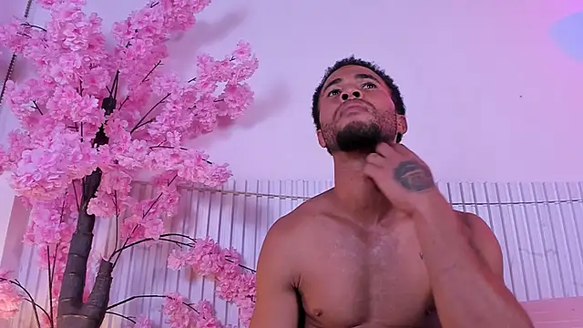 Miranda_Millers webcam