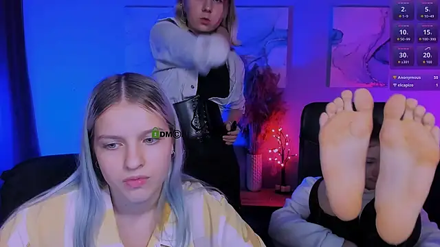 gloria_bubble webcam