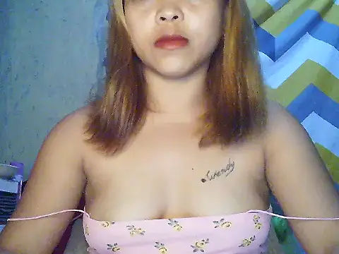 AsianKelly69 webcam