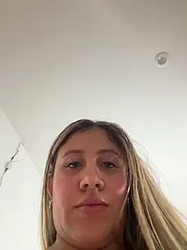 eleecttraa_12 webcam