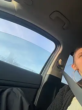 secretknight_Mrmask webcam