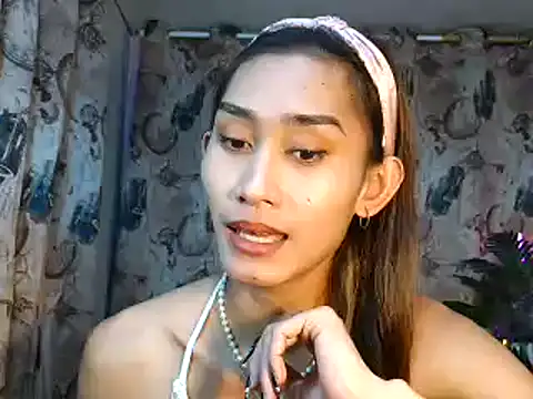 youarea_dreamer webcam