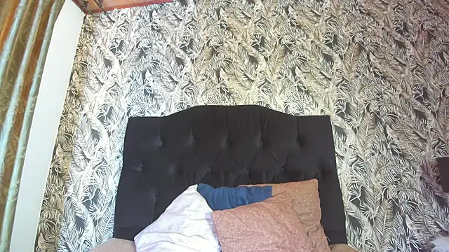 DanielaMonroe webcam