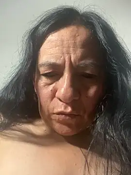 Webcam Model (Freya_Artemisa)  is live.Free join now!