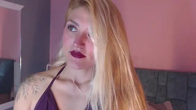 Camila_Russoo webcam