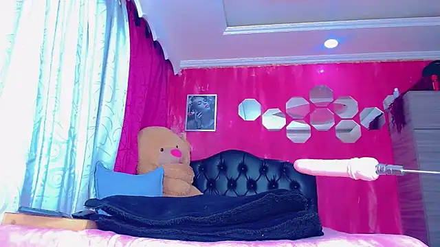 TiffanyMackensyy webcam