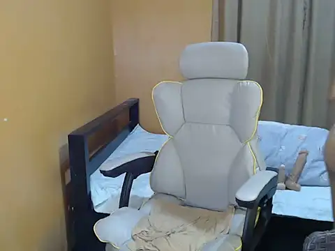 ur_petitejaya webcam