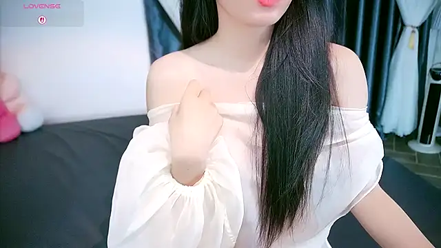 ly_26 (F young) - tease me