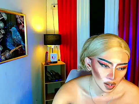 HOLLYWOOD_QUEEN_88 webcam