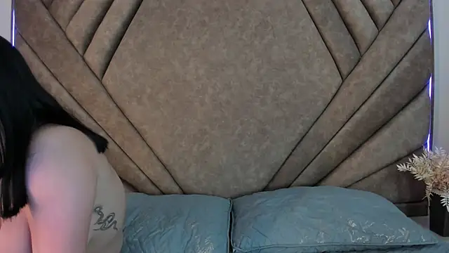 Mythical_Girl webcam