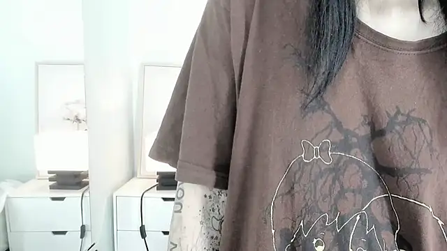 celestica_rose webcam