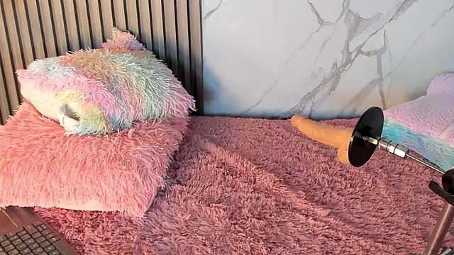 Missdionne_curly webcam