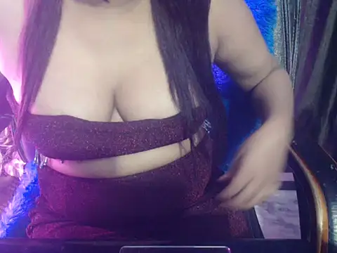 Queen_Bhanu webcam