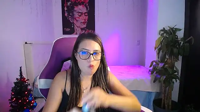 esmeraldaa230 webcam