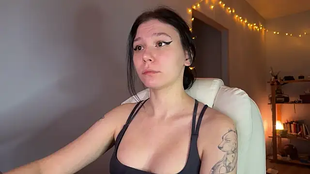 pinkdolly18 webcam