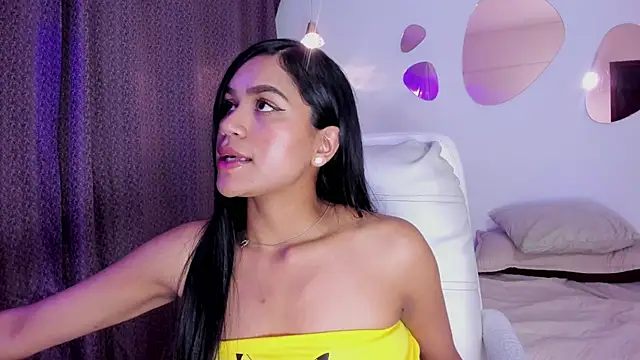 Caroliina_Saenz webcam