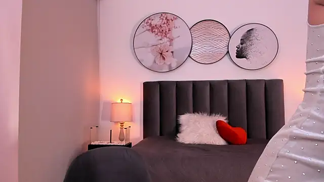 SaharaGarcia__ webcam