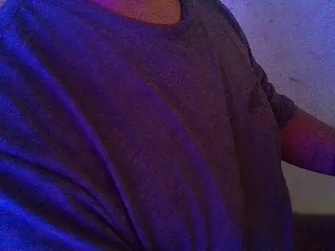 Kerrry_Caverga webcam