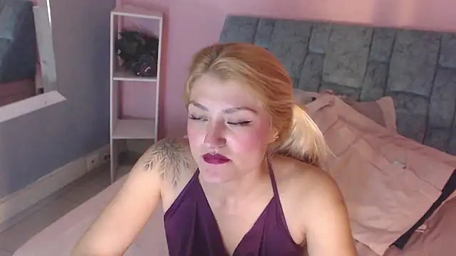 Camila_Russoo webcam