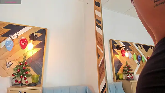 Kathaleiya_Ozz webcam