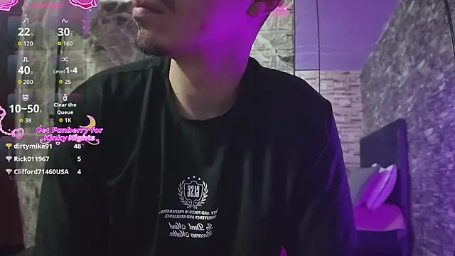 Rich_Couple_69 webcam