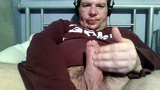 thickdick12331 - Thickdick12331's free webcam - UK Sex Cams