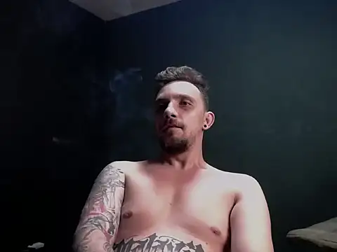 guesswhatbitch webcam