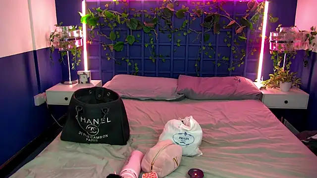 FerrariRedxBabestation webcam