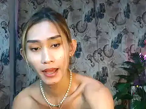 youarea_dreamer webcam