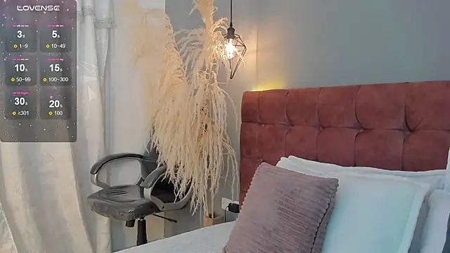 victoria_decapri webcam