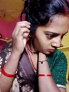 Webcam Model (Hot_bbbb)  is live.Free join now!