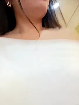 Julieth_hot-69 webcam