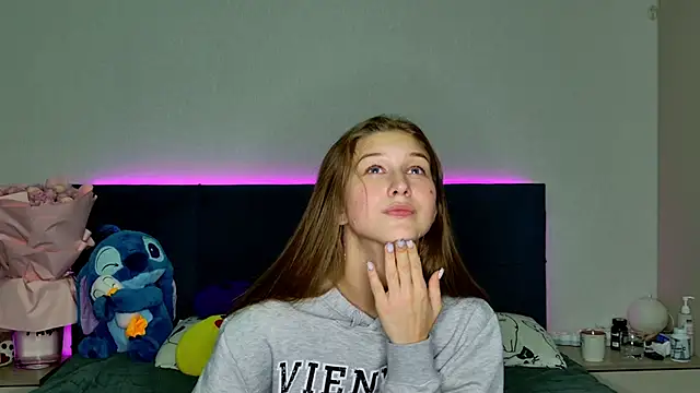 MissEmilyMiller webcam