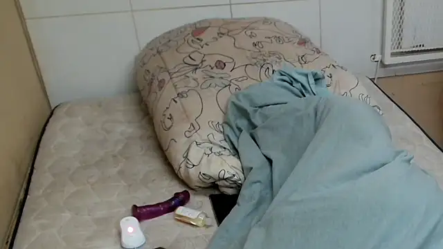 MaturePrettyLady43 webcam