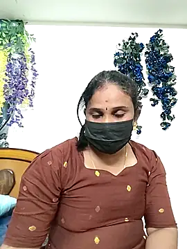Tamil_Aathira webcam