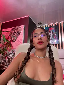 elegant__rouse webcam