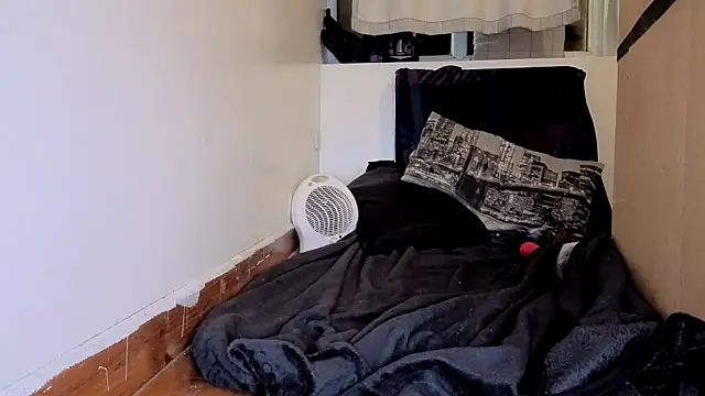 ENGLISHEMILY_69 webcam