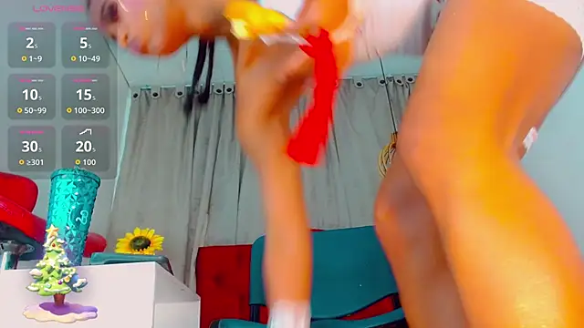 katha_Crawford webcam