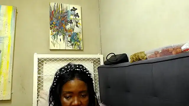 SexyDynamitexxx webcam