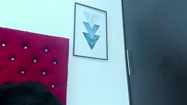 Anggie_Miller webcam