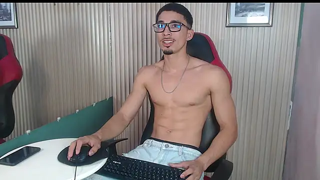 becker2_ - Becker2_'s free webcam