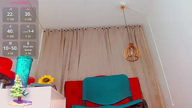 katha_Crawford webcam