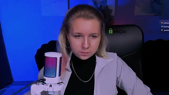 gloria_bubble webcam